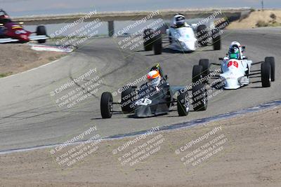 media/Jun-05-2022-CalClub SCCA (Sun) [[19e9bfb4bf]]/Group 3/Race/